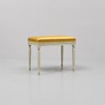 513288 Piano stool